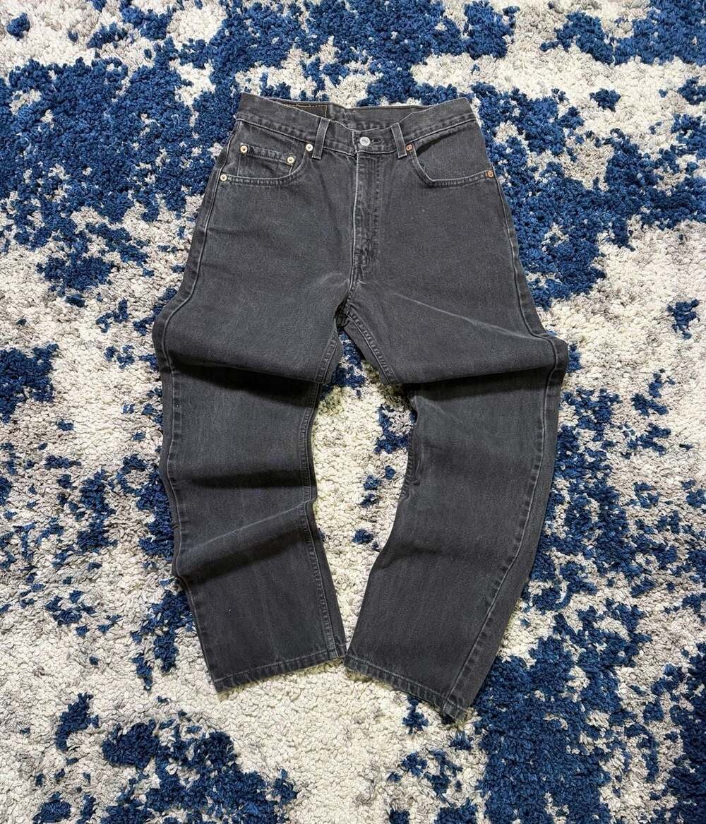 Levi's - Picture 2 of 6